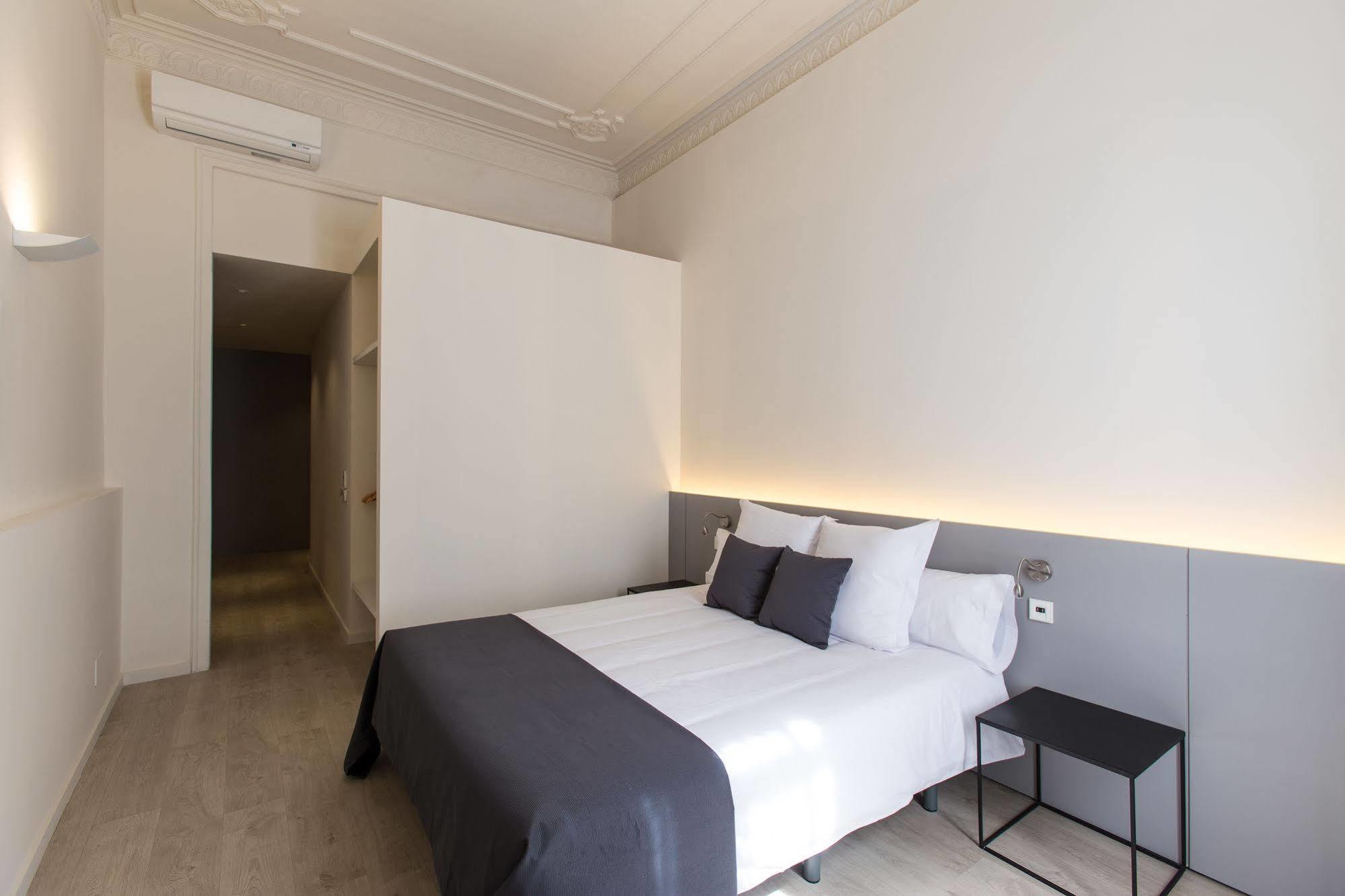 Izaila Plaza Catalunya Hotel Barcelona Kültér fotó