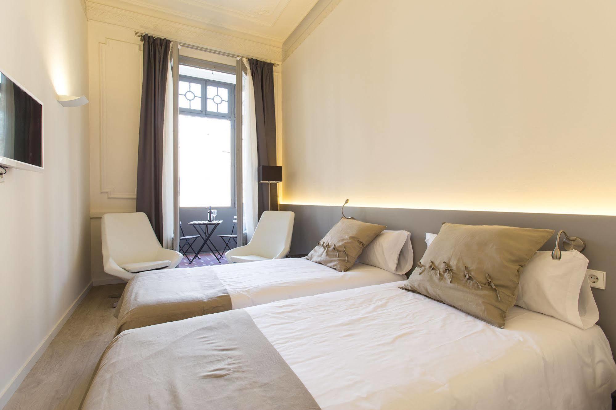 Izaila Plaza Catalunya Hotel Barcelona Kültér fotó
